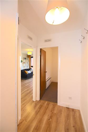 76 Venetian Hall, Howth Road, Killester,   Dublin 5