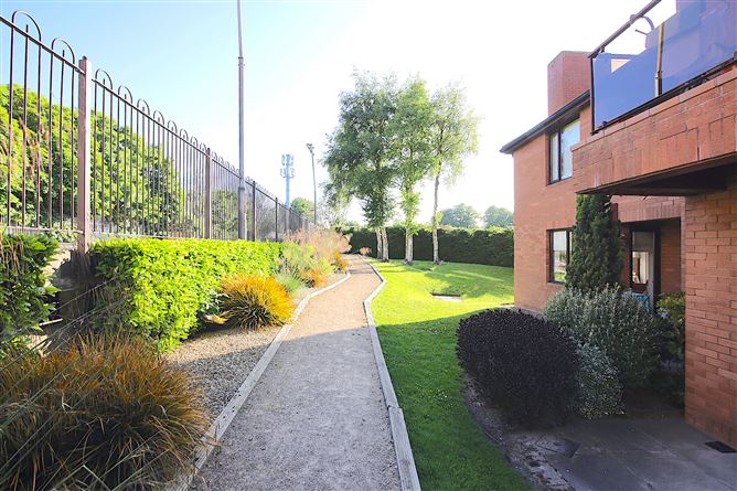 76 Venetian Hall, Howth Road, Killester,   Dublin 5
