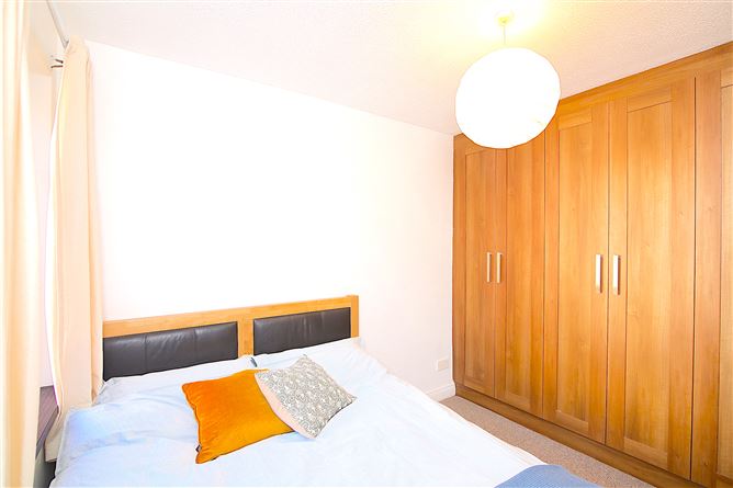 76 Venetian Hall, Howth Road, Killester,   Dublin 5