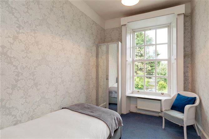 6 Vergemount Hall, Clonskeagh Road, Dublin 6