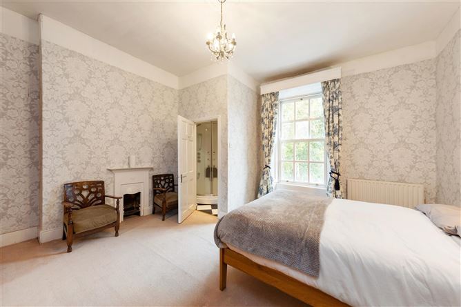 6 Vergemount Hall, Clonskeagh Road, Dublin 6
