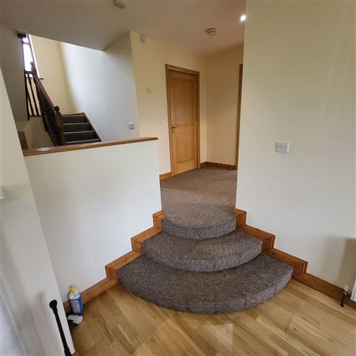 32 Shannon Cove  , Dromod, Leitrim
