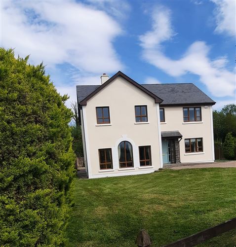 32 Shannon Cove  , Dromod, Leitrim