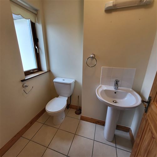 32 Shannon Cove  , Dromod, Leitrim