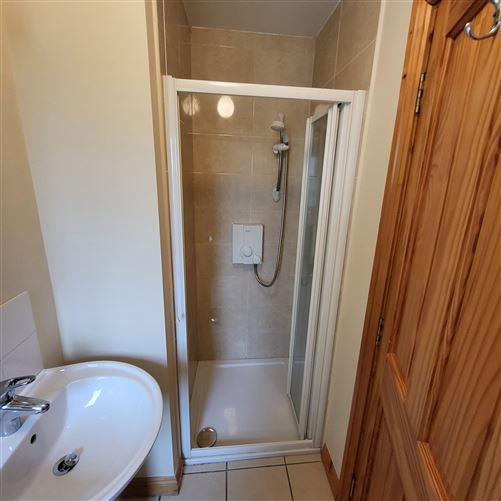 32 Shannon Cove  , Dromod, Leitrim