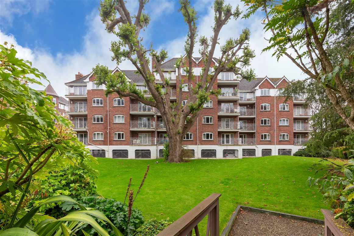 54 The Sweepstakes, Ballsbridge Park, Merrion Road, Ballsbridge, Dublin 4