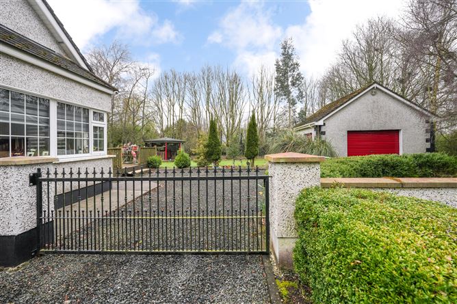 Curryhills, Maynooth Road, Prosperous, Co. Kildare