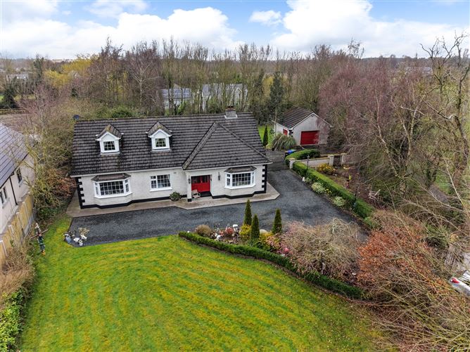 Curryhills, Maynooth Road, Prosperous, Co. Kildare