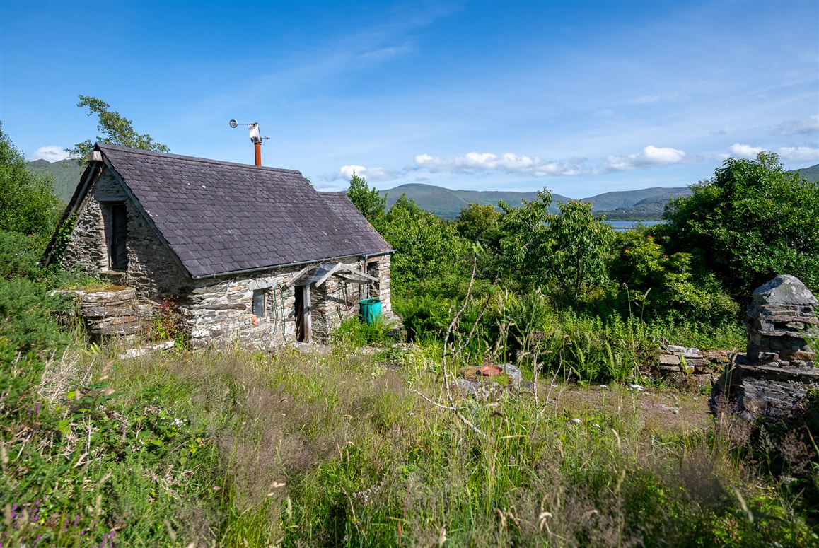 Spyglass Hill, Loughaunacreen, Kilmakillouge, Lauragh – Kenmare, Co. Kerry, V93 KW94 Spyglass Hill, Loughaunacreen, Kilmakillouge, Lauragh – Kenmare, Co. Kerry, V93 KW94