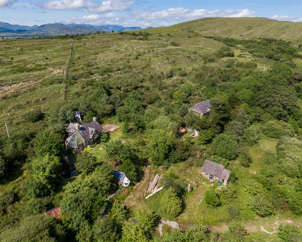 Spyglass Hill, Loughaunacreen, Kilmakillouge, Lauragh – Kenmare, Co. Kerry, V93 KW94 Spyglass Hill, Loughaunacreen, Kilmakillouge, Lauragh – Kenmare, Co. Kerry, V93 KW94