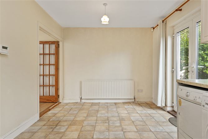 Photo 11 of 21 — No. 91 Pinewood Estate,, Wexford Town, Wexford