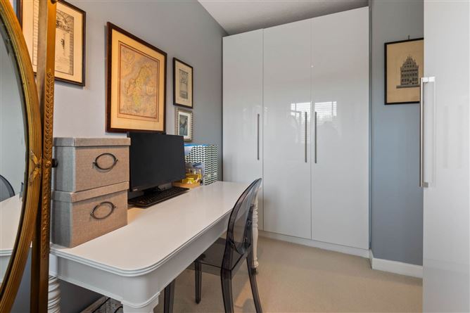 Photo 15 of 22 — 26 Binn Eadair View, Sutton, Dublin 13