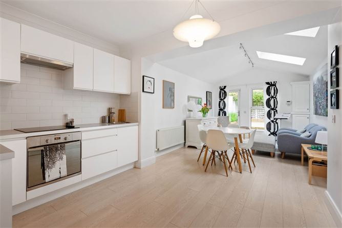 Photo 7 of 22 — 26 Binn Eadair View, Sutton, Dublin 13