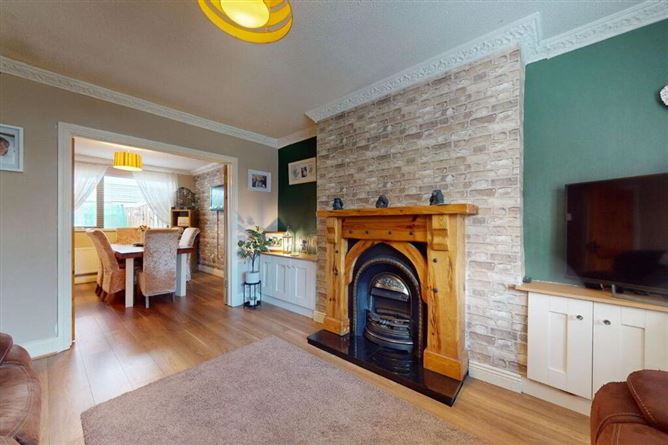 28 Hazelwood Crescent, Hartstown, Dublin