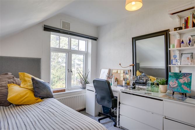 Glenalua, 2 Cunningham Road, Dalkey, Co. Dublin