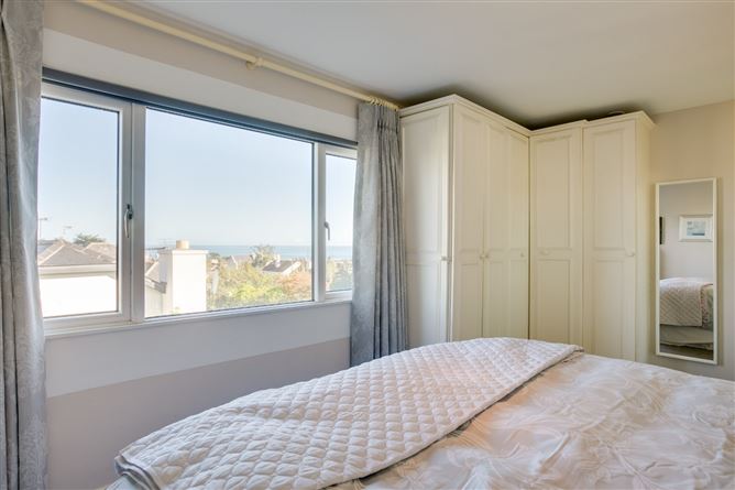 Glenalua, 2 Cunningham Road, Dalkey, Co. Dublin