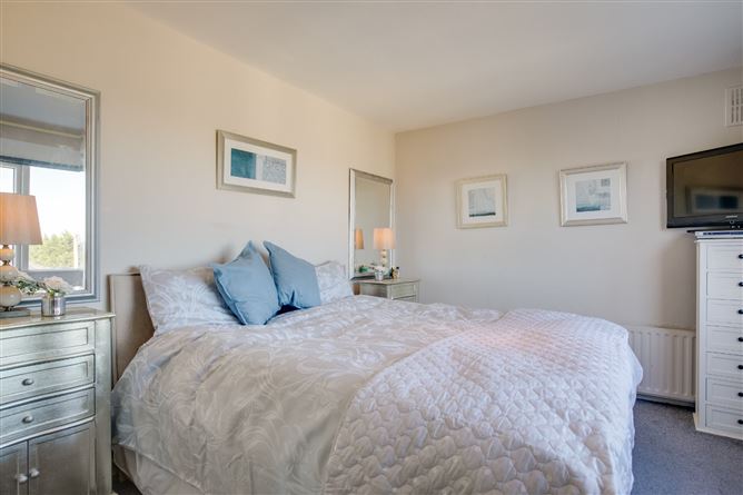 Glenalua, 2 Cunningham Road, Dalkey, Co. Dublin