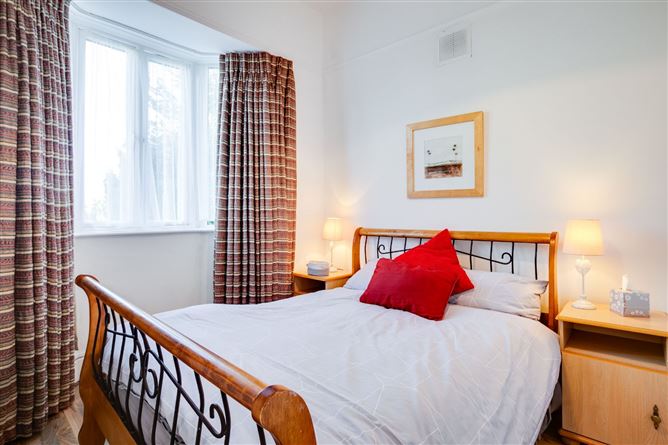 Glenalua, 2 Cunningham Road, Dalkey, Co. Dublin