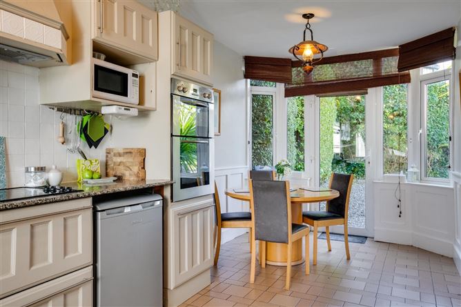 Glenalua, 2 Cunningham Road, Dalkey, Co. Dublin