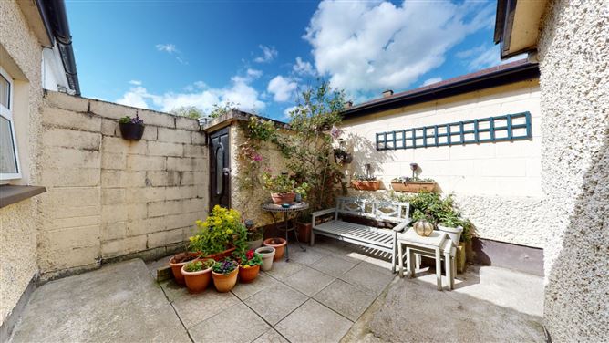 185 Ashlawn Park, Ballybrack, Co. Dublin