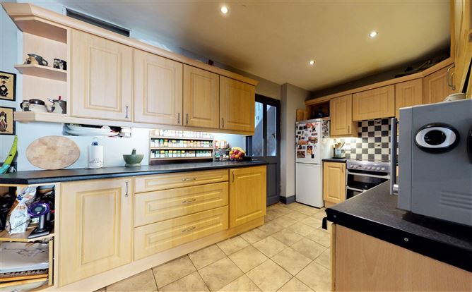 185 Ashlawn Park, Ballybrack, Co. Dublin