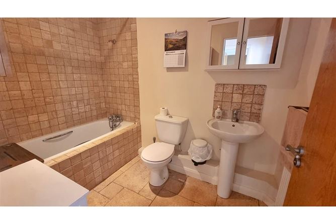 26 Littlewood, Stepaside, Dublin 18