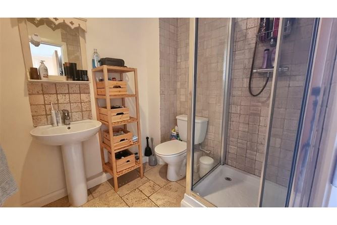 26 Littlewood, Stepaside, Dublin 18