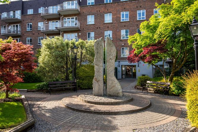 34 Harcourt Green, Charlemont Street, Dublin 2