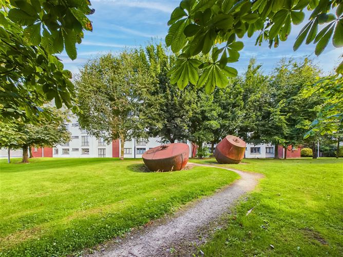 Apt., 2 Block 6 Riverwalk, Inner Ring Road, Waterford City, Co. Waterford