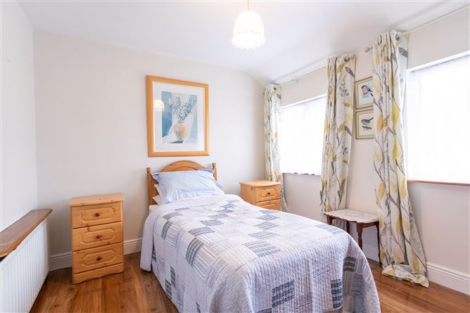 27 Willow Vale, Ballybrack, County Dublin