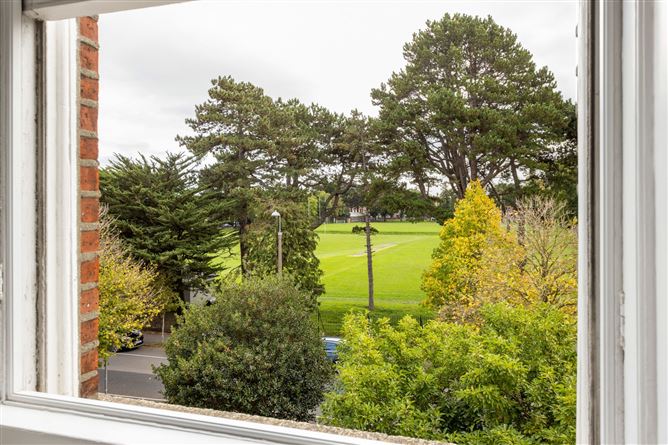 15 Kenilworth Square, Rathgar, Dublin 6