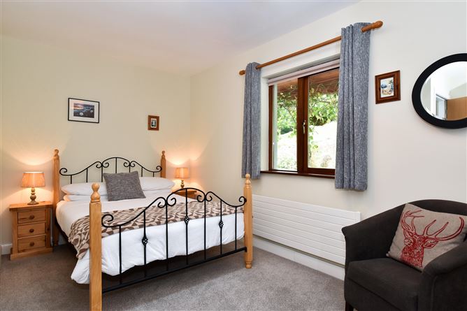 Nonaim Lodge, Shannawag, Glann, Oughterard, Galway