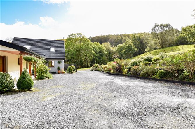 Nonaim Lodge, Shannawag, Glann, Oughterard, Galway
