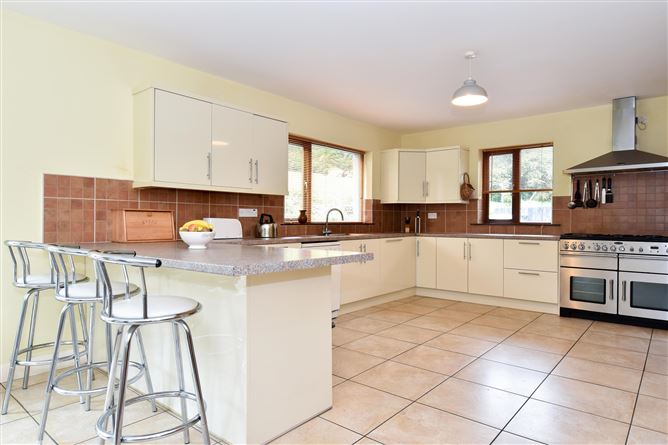 Nonaim Lodge, Shannawag, Glann, Oughterard, Galway