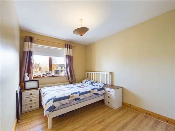 12 Abbot Court, Holycross, Thurles, Co. Tipperary