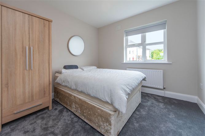 13 Lochan, Headford Road, Galway, Co. Galway