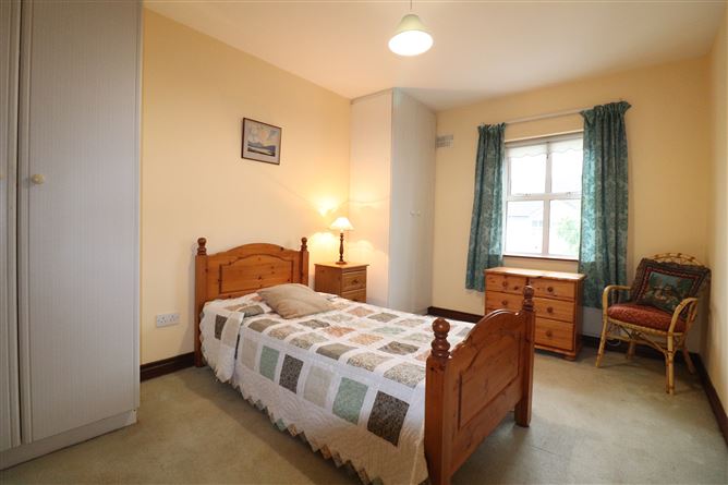 2 New Street, Killaloe, Clare