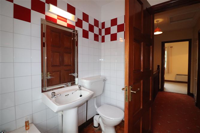 2 New Street, Killaloe, Clare