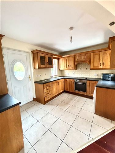 7 Abbeyside, Breaffy, Castlebar, Mayo