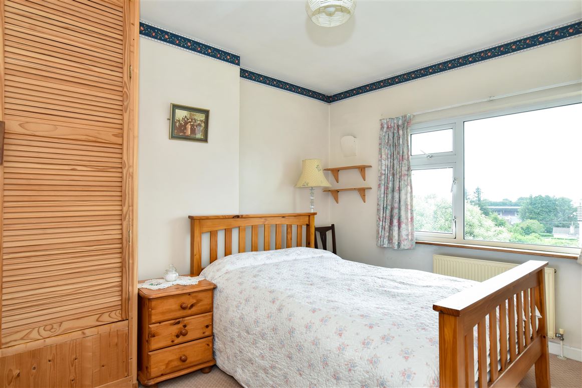 4 Glenard Crescent, Salthill, Galway