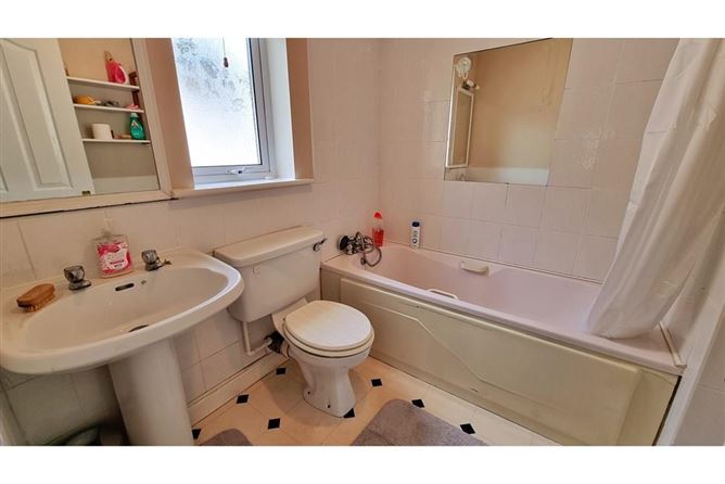 49 Daletree Avenue, Ballycullen, Dublin 24