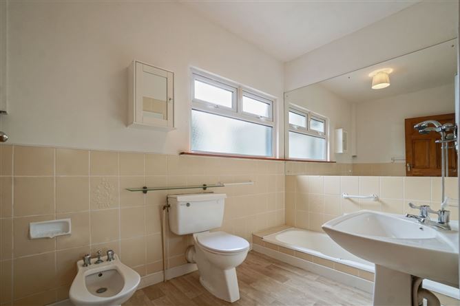 26 Cluny Grove, Killiney, County Dublin