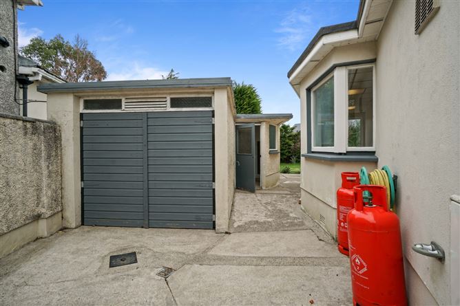 26 Cluny Grove, Killiney, County Dublin