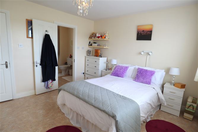 33 Dunlin Street, Aston Village, Drogheda, Louth