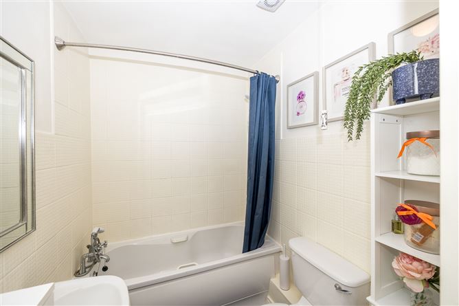 10 Holywell Avenue, Swords,   County Dublin