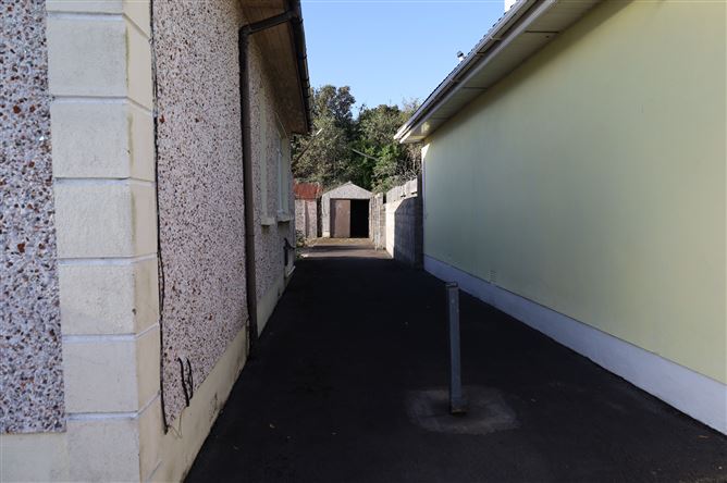 39 Strand Road , Baldoyle, Dublin 13