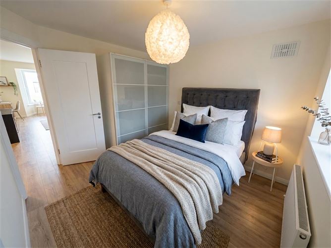 1 Carlyle House, Howth,   Dublin 13