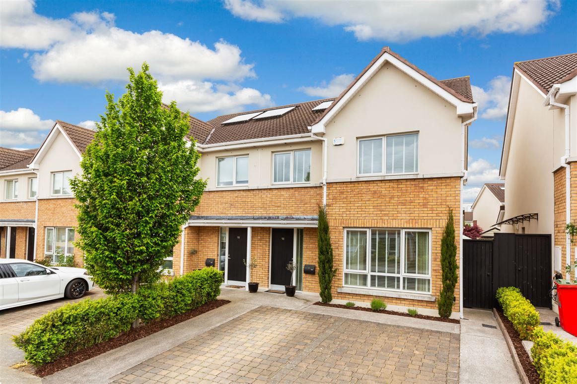 16 Diswellstown View, Castleknock, Dublin 15