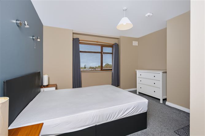 Photo 13 of 21 — 73 Cromwellsfort Grove, Mulgannon, Wexford Town, Wexford