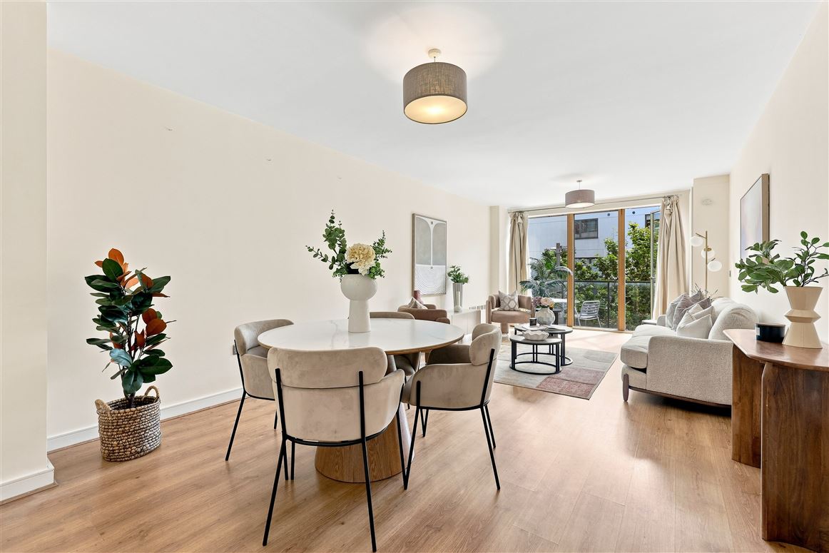 11 Hanover Quarter, Grand Canal Dk, Dublin 2